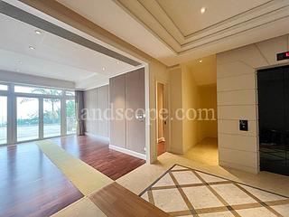The Peak - 28, Gough Hill Road 07