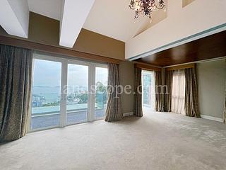 The Peak - 28, Gough Hill Road 08