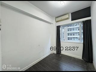 Sheung Wan - Yu Hing Mansion 03