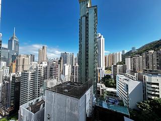 Wan Chai - Vincent Mansion 03