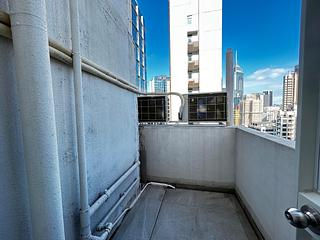 Wan Chai - Vincent Mansion 05