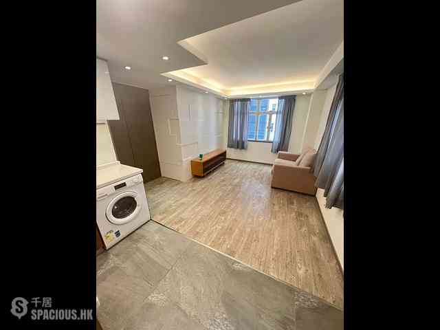 Wan Chai - Kam Fook Mansion 02