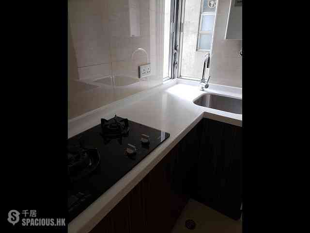 Wan Chai - Causeway Centre Block B 02