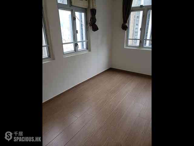 Wan Chai - Causeway Centre Block B 04