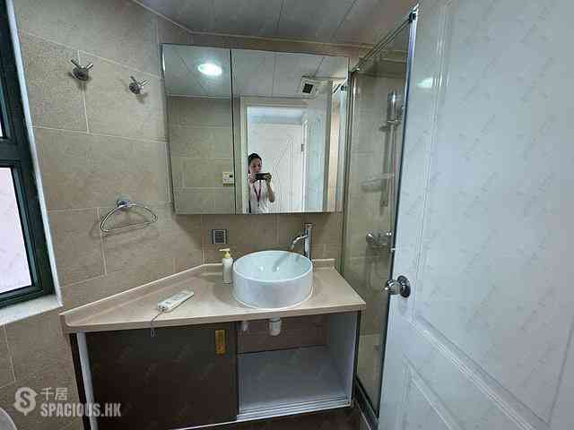 Siu Sai Wan - Island Resort Block 5 05