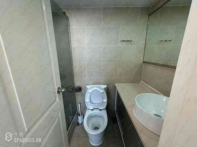 Siu Sai Wan - Island Resort Block 5 08