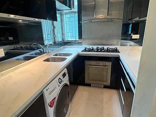 Ap Lei Chau - Sham Wan Towers Block 2 02