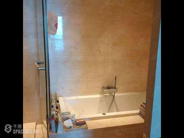 Wong Chuk Hang - Marinella Block 3 11