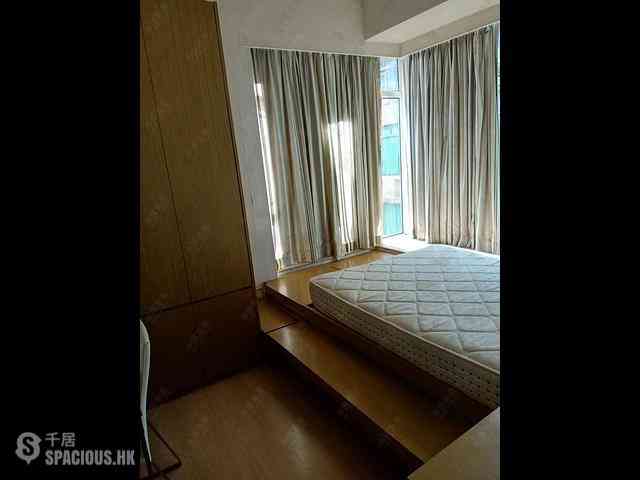Siu Sai Wan - Island Resort Block 7 05