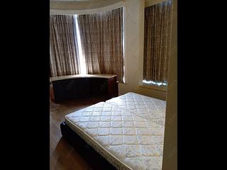 Siu Sai Wan - Island Resort Block 7 06