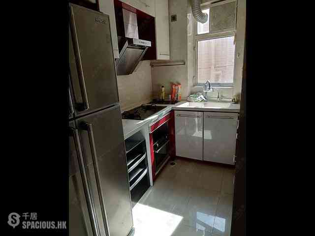 Siu Sai Wan - Island Resort Block 7 09