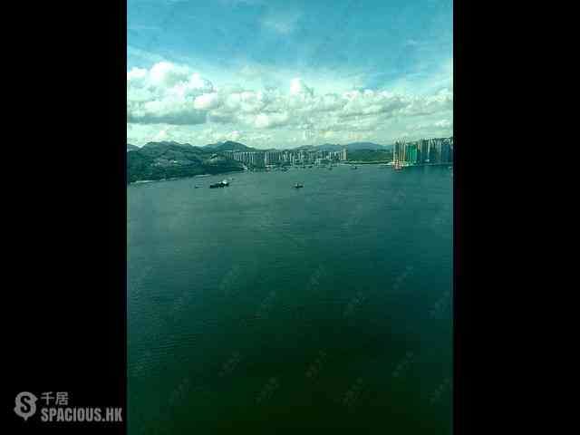 Siu Sai Wan - Island Resort Block 7 10