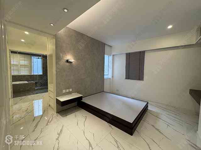 Happy Valley - Ventris Terrace 11
