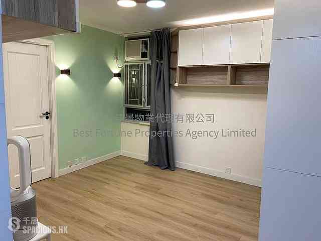 Kennedy Town - Joyful Building 02