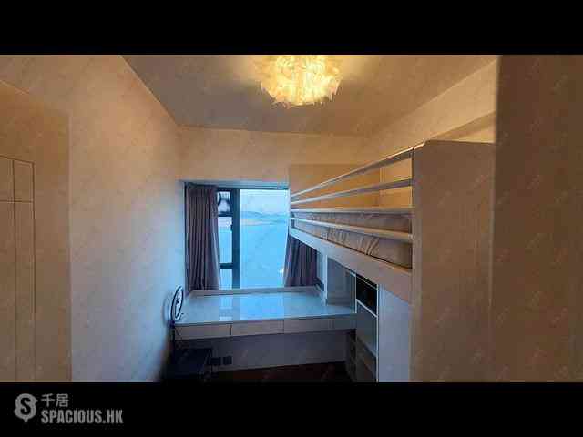 Siu Sai Wan - Island Resort Block 5 11