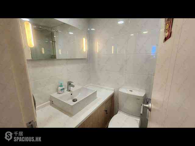 Siu Sai Wan - Island Resort Block 5 13