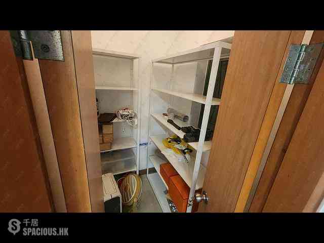 Siu Sai Wan - Island Resort Block 5 16