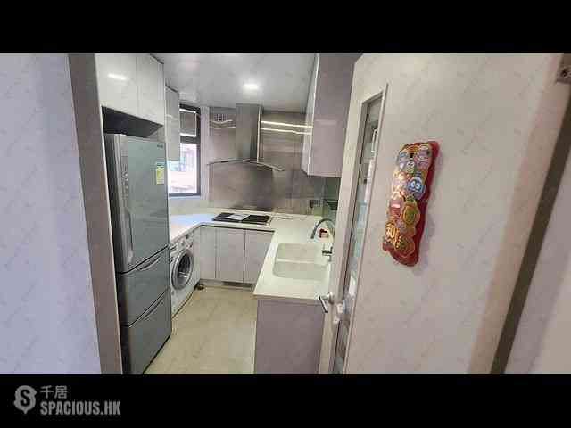 Siu Sai Wan - Island Resort Block 5 18