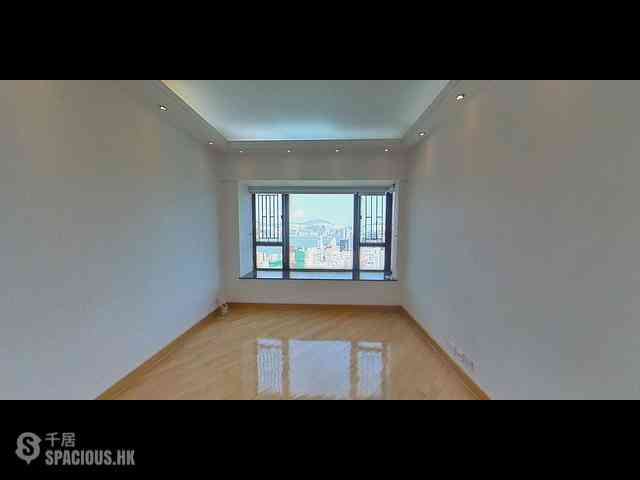 Fortress Hill - Le Sommet Block 1 01
