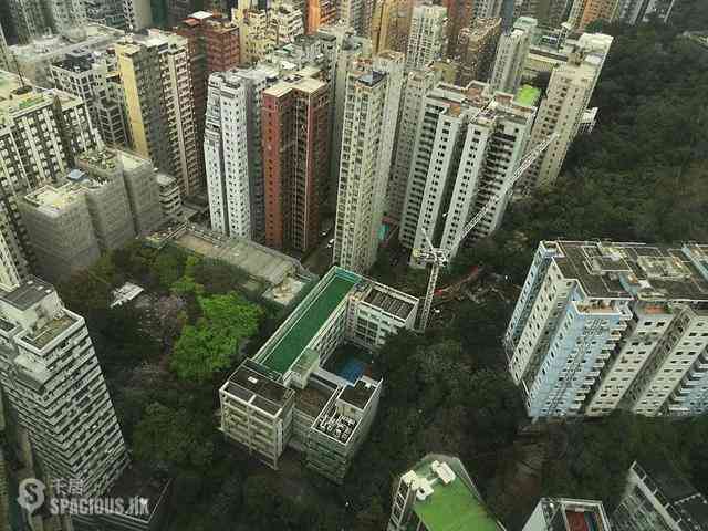 Fortress Hill - Le Sommet Block 1 03