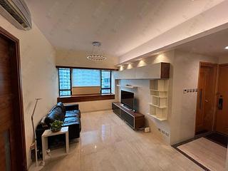 Fortress Hill - Le Sommet Block 2 02