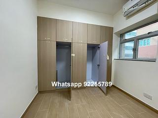 Sai Ying Pun - The Standard Chartered Bank Building 08