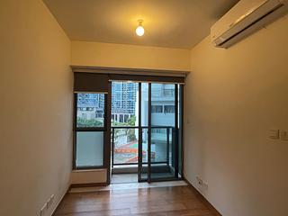 Tseung Kwan O - The Papillons Block 6 03