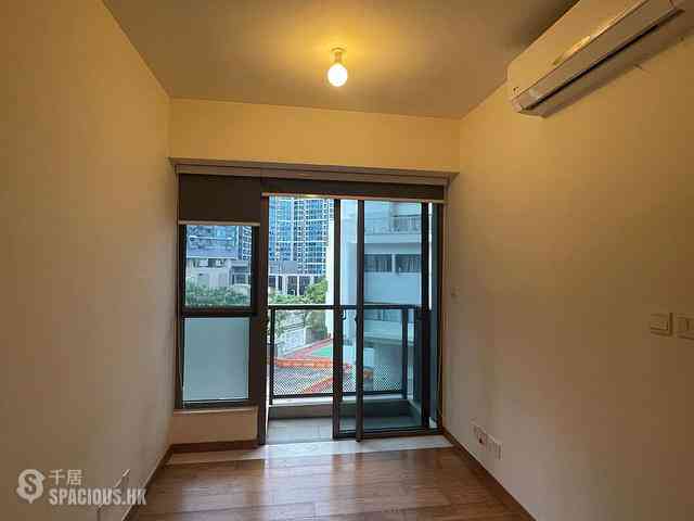 Tseung Kwan O - The Papillons Block 6 03