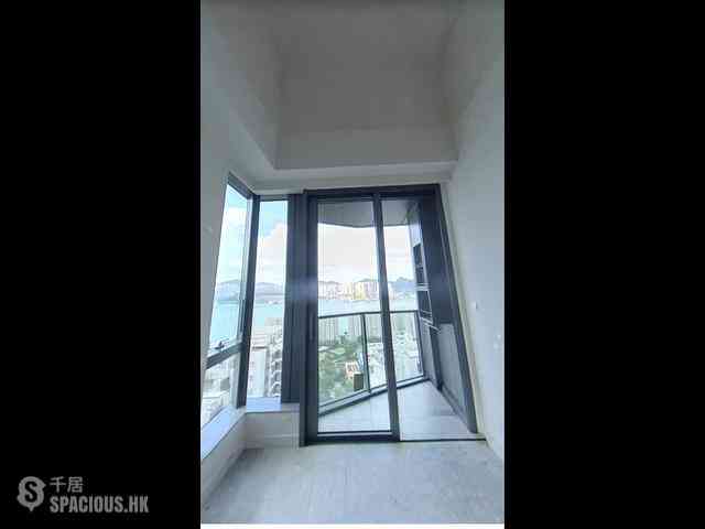 Quarry Bay - The Holborn 02