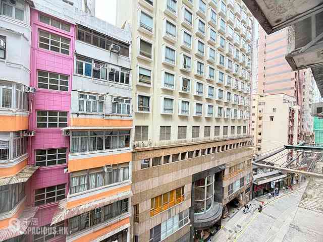 Wan Chai - Hung Yip Building 01