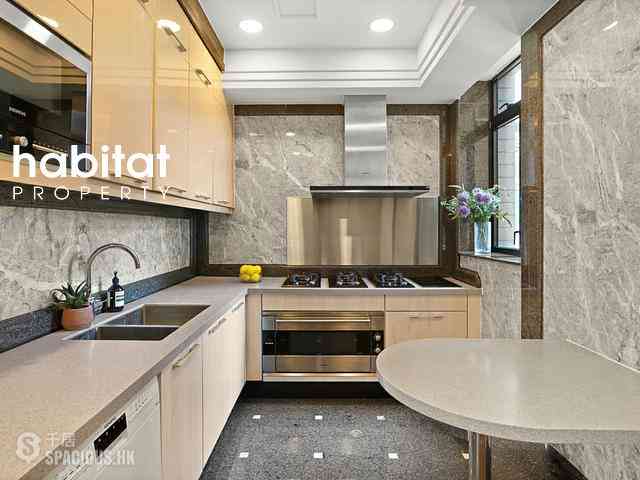 Jardines Lookout - 3, Repulse Bay Road 12