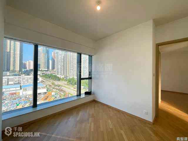 Tseung Kwan O - Alto Residences Block 8 01