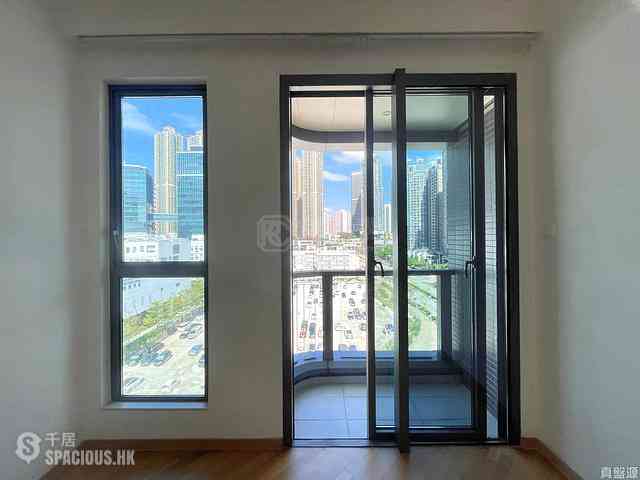Tseung Kwan O - Alto Residences Block 8 05