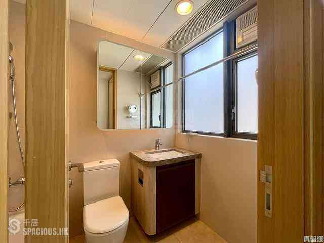 Tseung Kwan O - Alto Residences Block 8 12