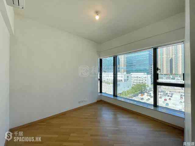 Tseung Kwan O - Alto Residences Block 8 09
