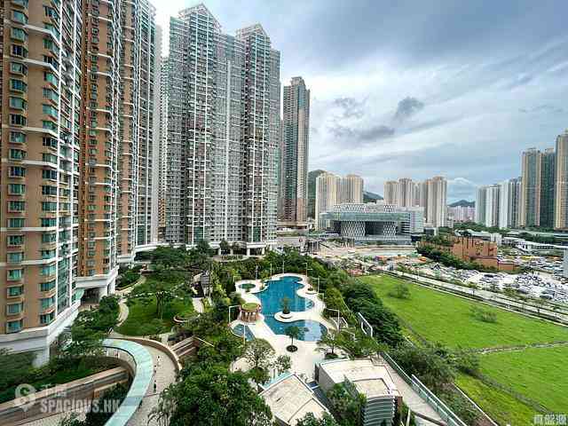 Tiu Keng Leng - Ocean Shores Phase 2 Block 9 02