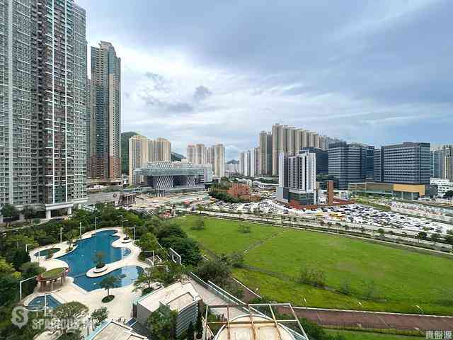 Tiu Keng Leng - Ocean Shores Phase 2 Block 9 01