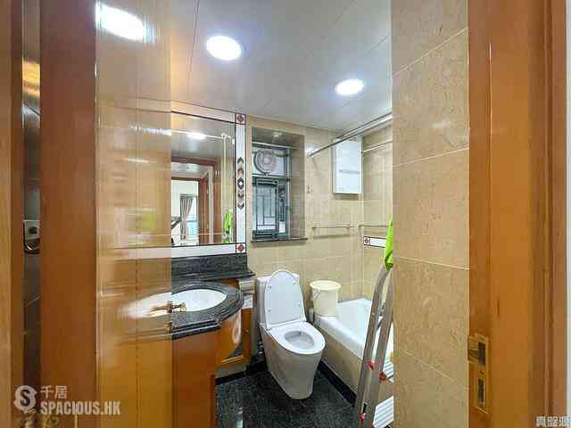 Tiu Keng Leng - Ocean Shores Phase 2 Block 9 08