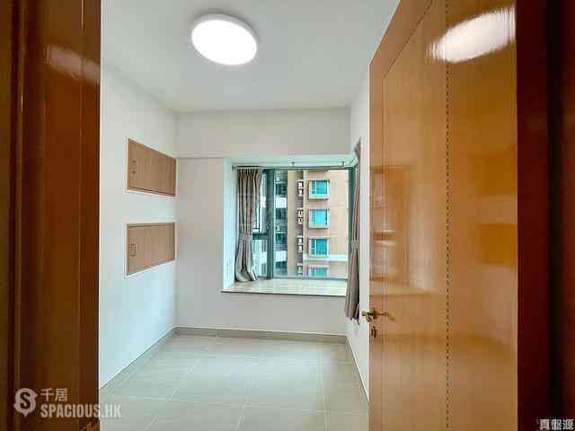 Tiu Keng Leng - Ocean Shores Phase 2 Block 9 06