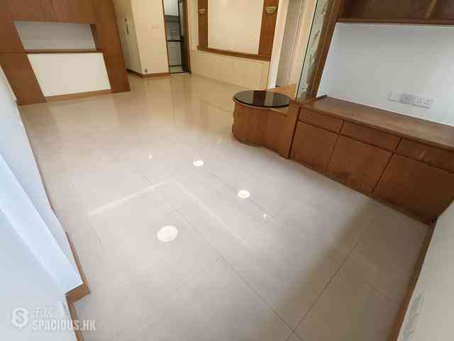 Quarry Bay - Cheung Yuen Mansion 04