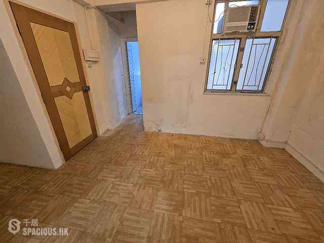 Wan Chai - 1, King Sing Street 02