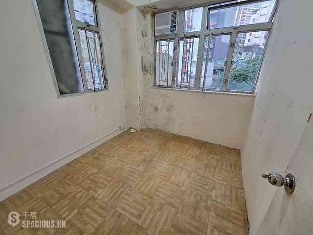 Wan Chai - 1, King Sing Street 04