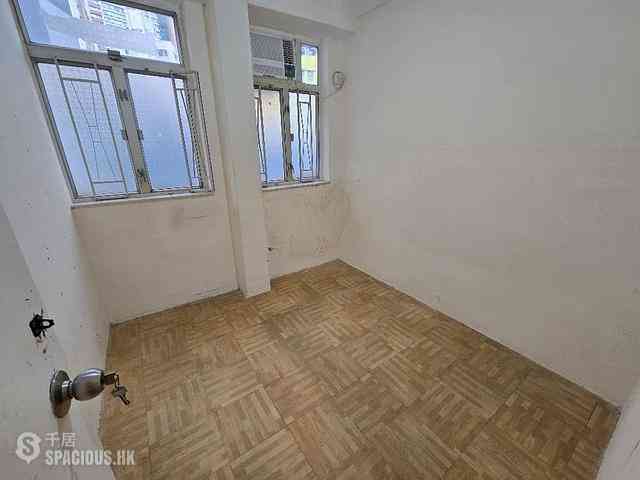 Wan Chai - 1, King Sing Street 05
