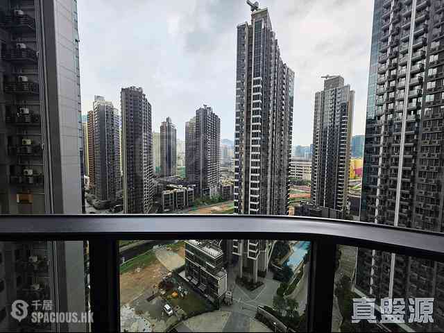 Kai Tak - K・Summit 01