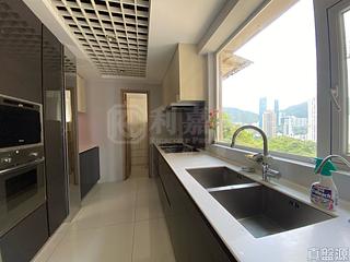 Tai Hang - Swiss Towers Block 4 (Block GH) 02