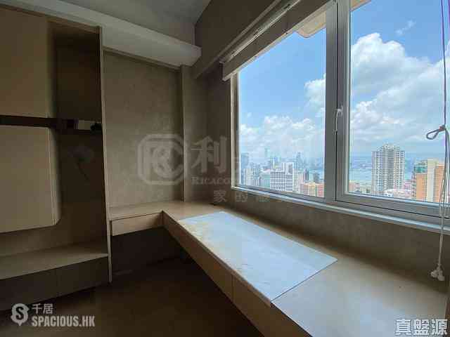 Tai Hang - Swiss Towers Block 4 (Block GH) 03