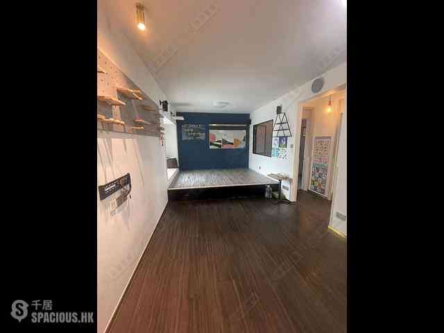 Tai Kok Tsui - The Long Beach Tower 1 01