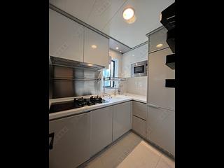 Tai Kok Tsui - The Long Beach Tower 1 05