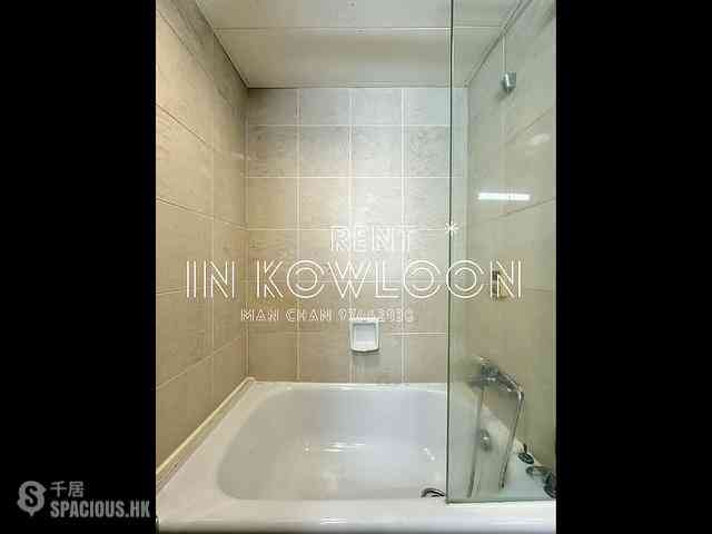 Mong Kok - Flourish Mansion 11