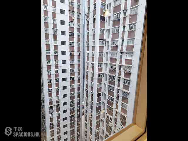 Quarry Bay - Tak Lee Building 05